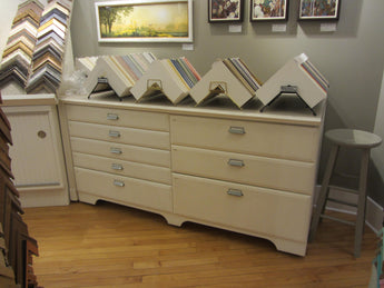 Beadboard multi drawer storage/display unit