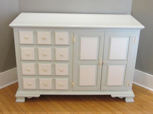 Chest spa blue and creme